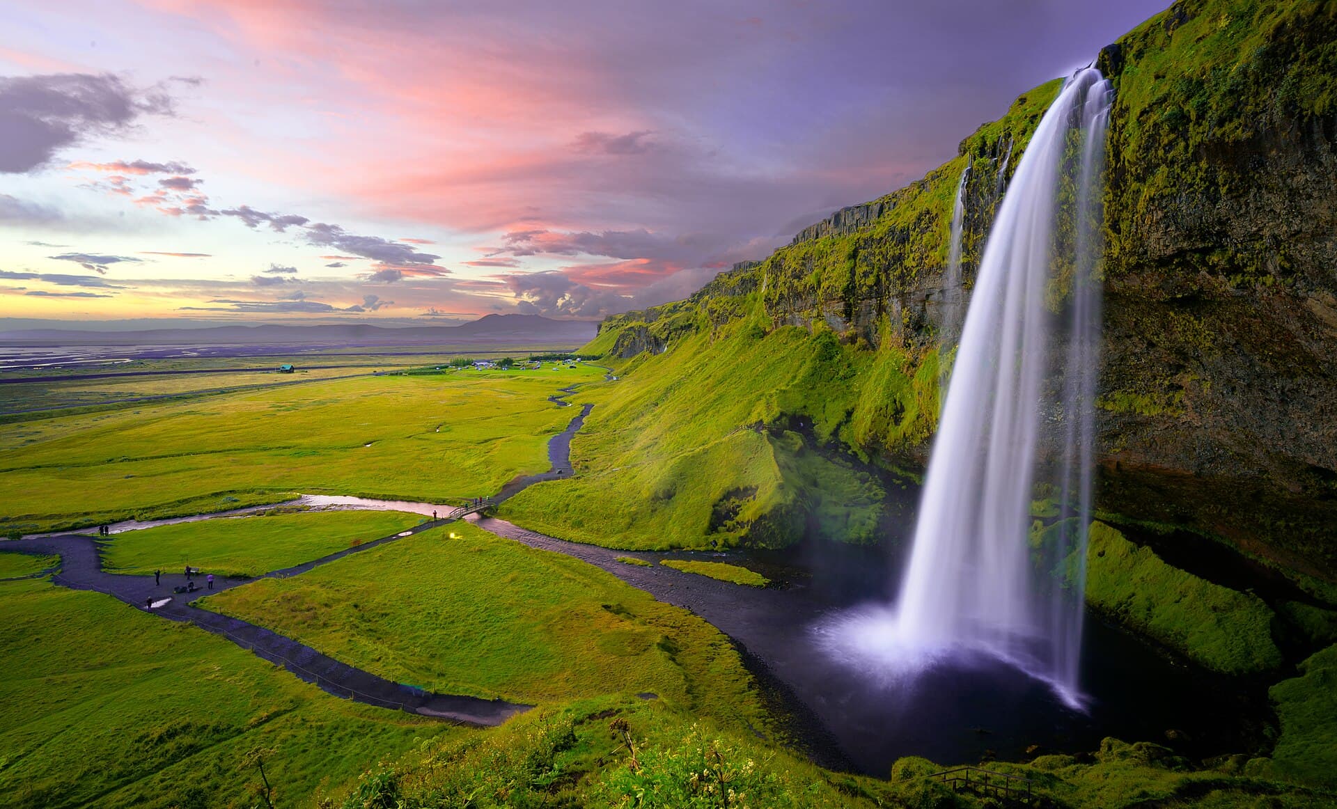 Featured view 2 of Iceland